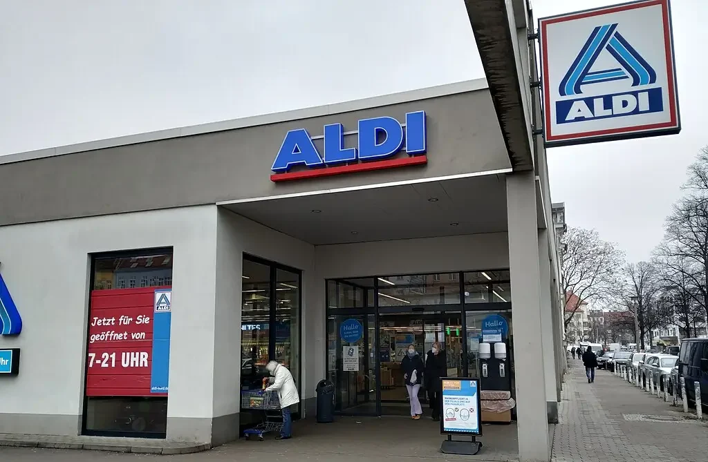 ALDI Cuts Prices on Juices and Chips Across 4,200 Stores