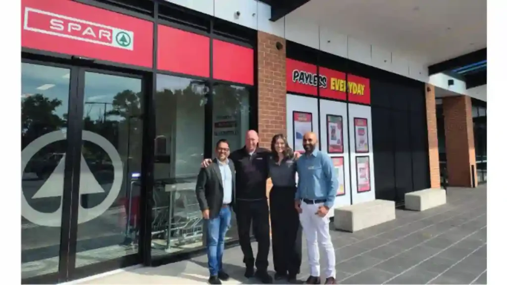SPAR Australia team outside the new Bloomfield supermarket in New South Wales