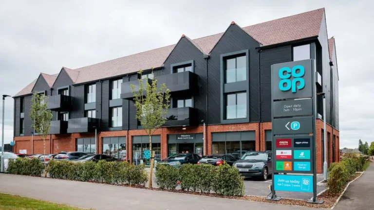 Co-op store in Kennington with parking and apartments above