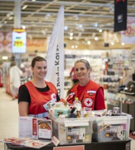 ICA and Swedish Red Cross preparedness campaign in an ICA store