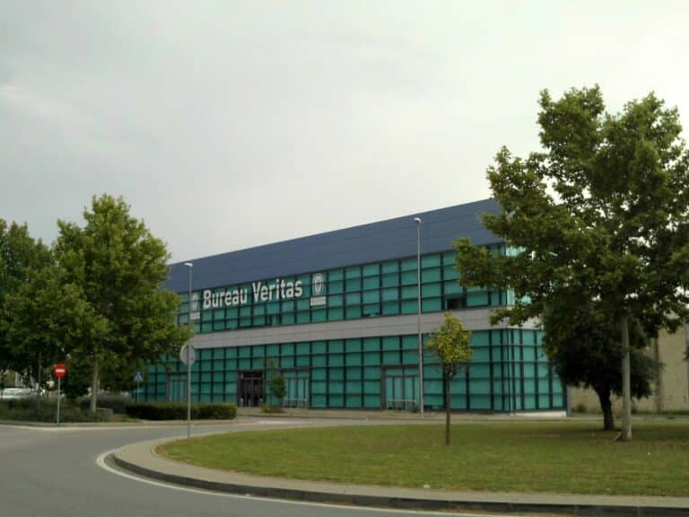 Bureau Veritas office building in Seville
