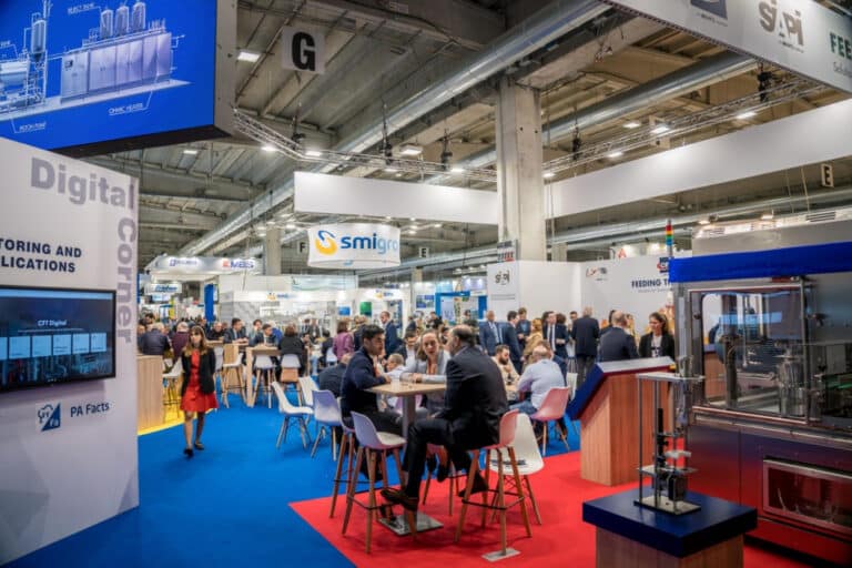 Exhibition booths and food technology visitors at Cibus Tec