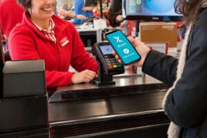EROSKI editorial image announcing in-store Bizum payments at Caprabo